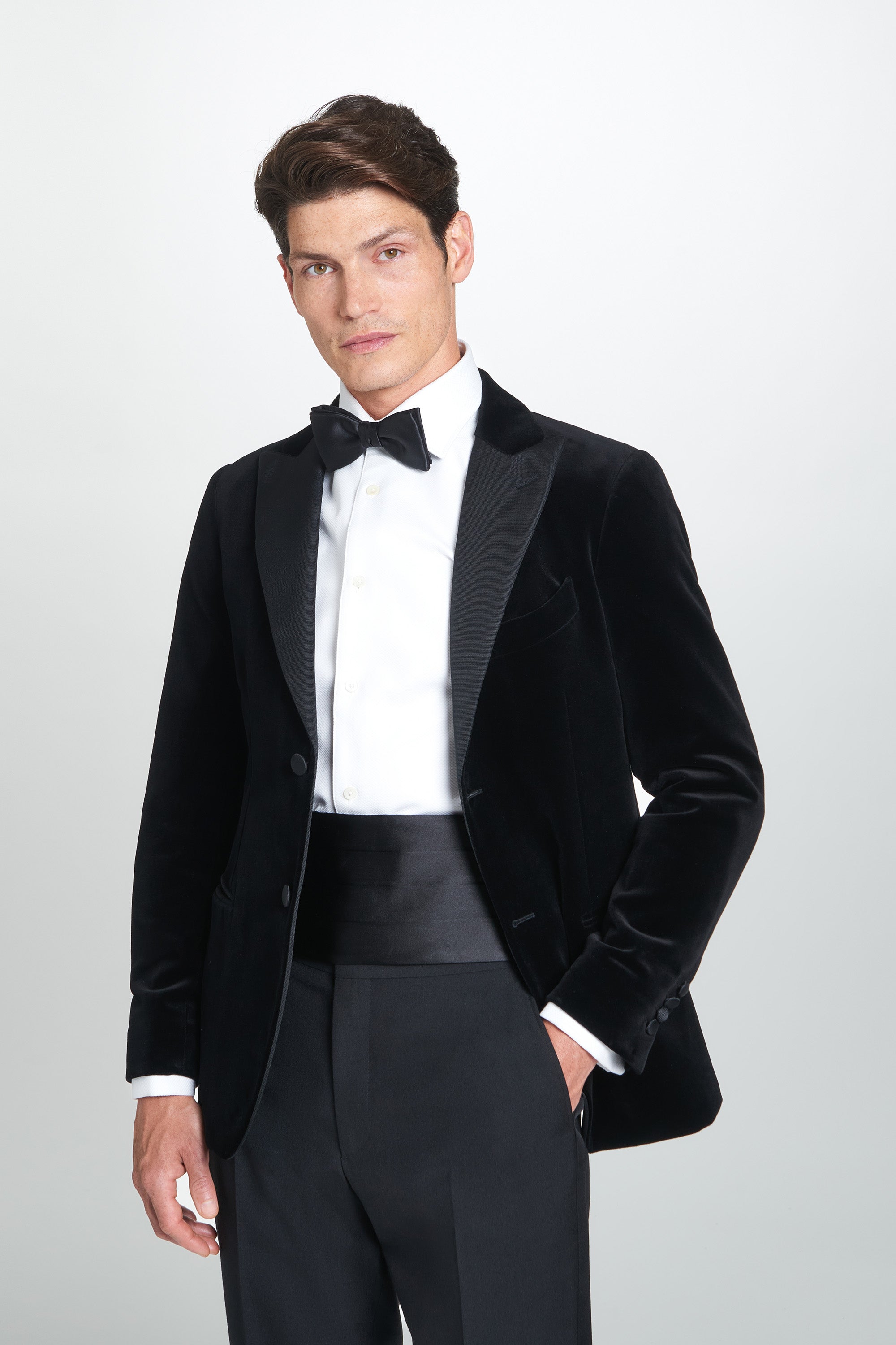 Black Tailored Fit Velvet Peak Lapel Evening Jacket